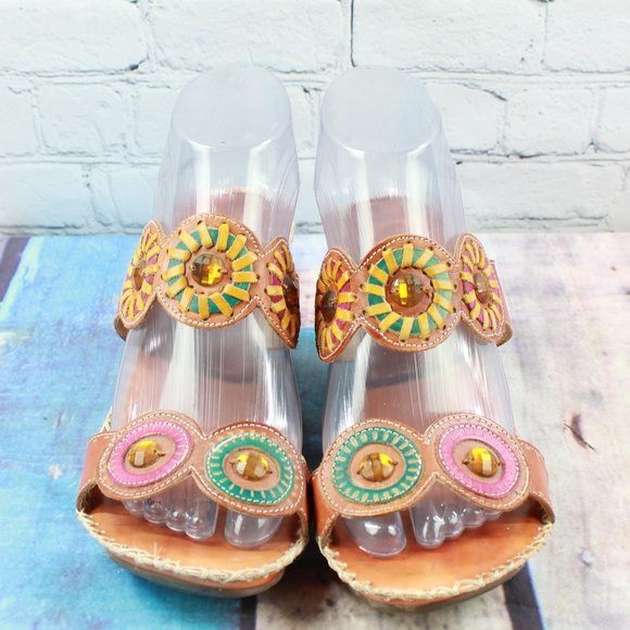 L'ARTISTE Taffy Studded Strappy Wedge Sandals Sz 7 - Picture 12 of 13